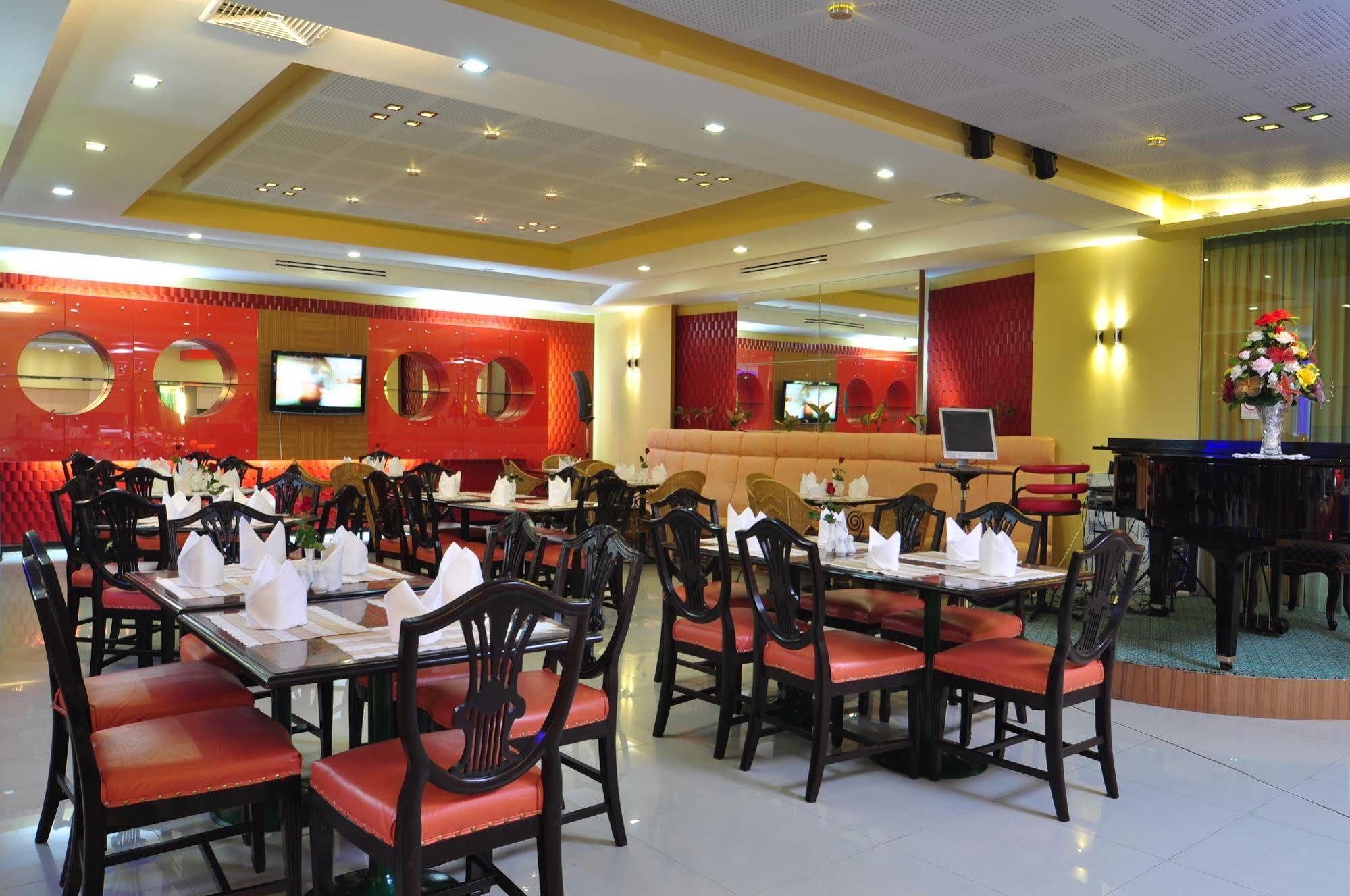 האט יאי Bp Grand Suite Hotel מראה חיצוני תמונה
