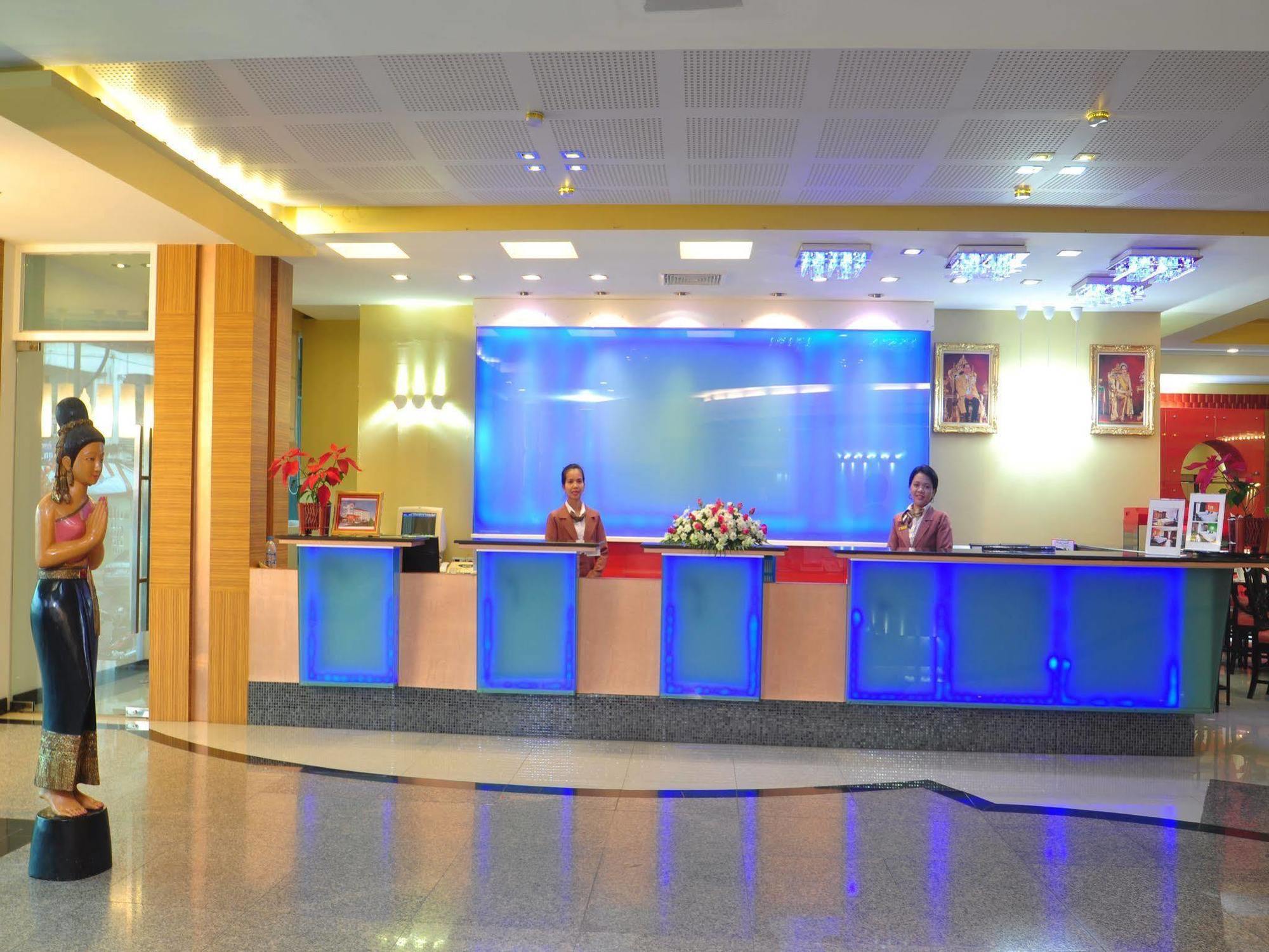 האט יאי Bp Grand Suite Hotel מראה חיצוני תמונה